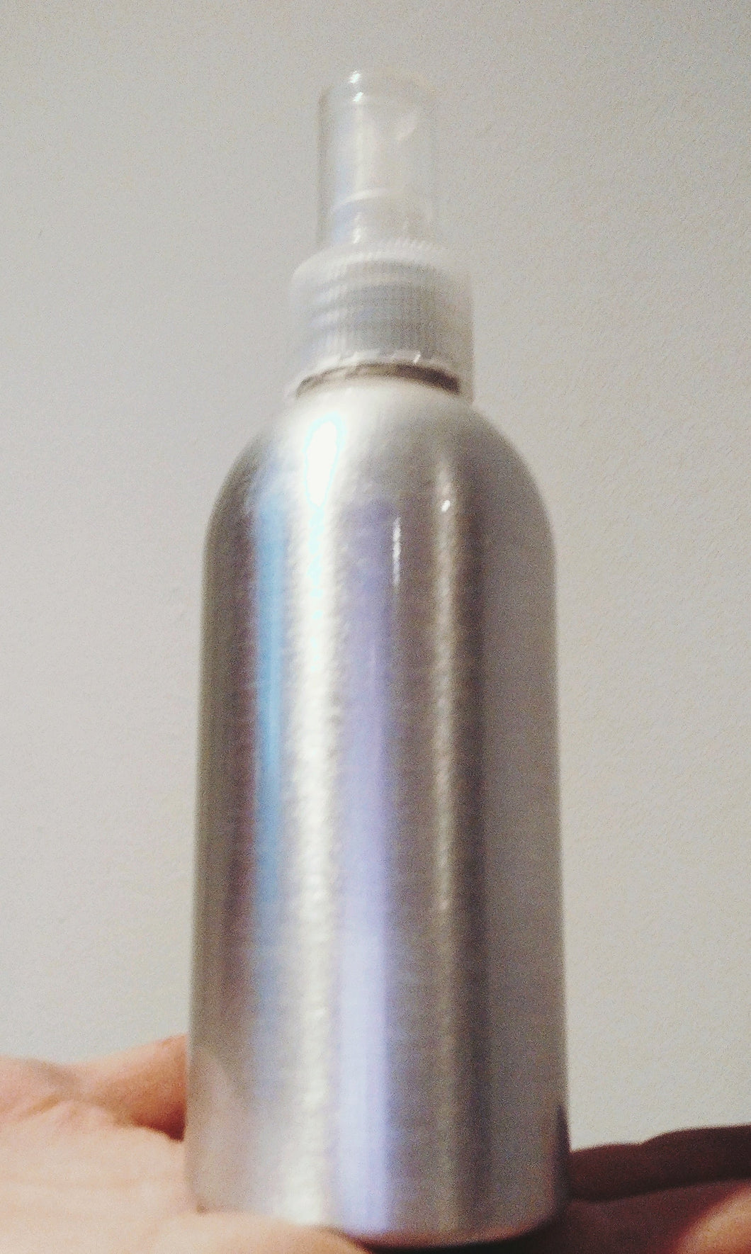Screw Cap 100ml Aluminium Spray Bottle